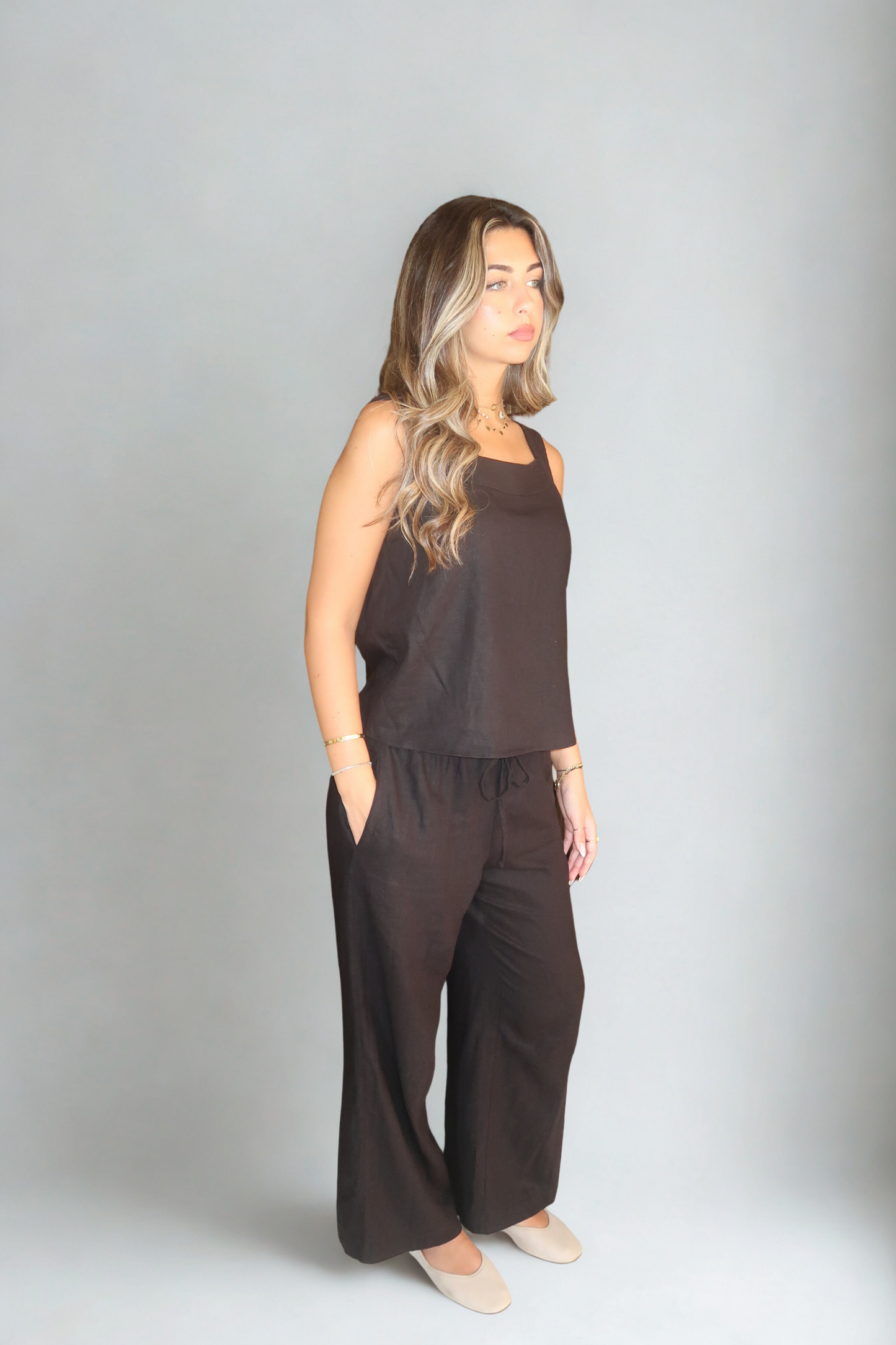NAYA BLACK LINEN SLEEVELESS TOP