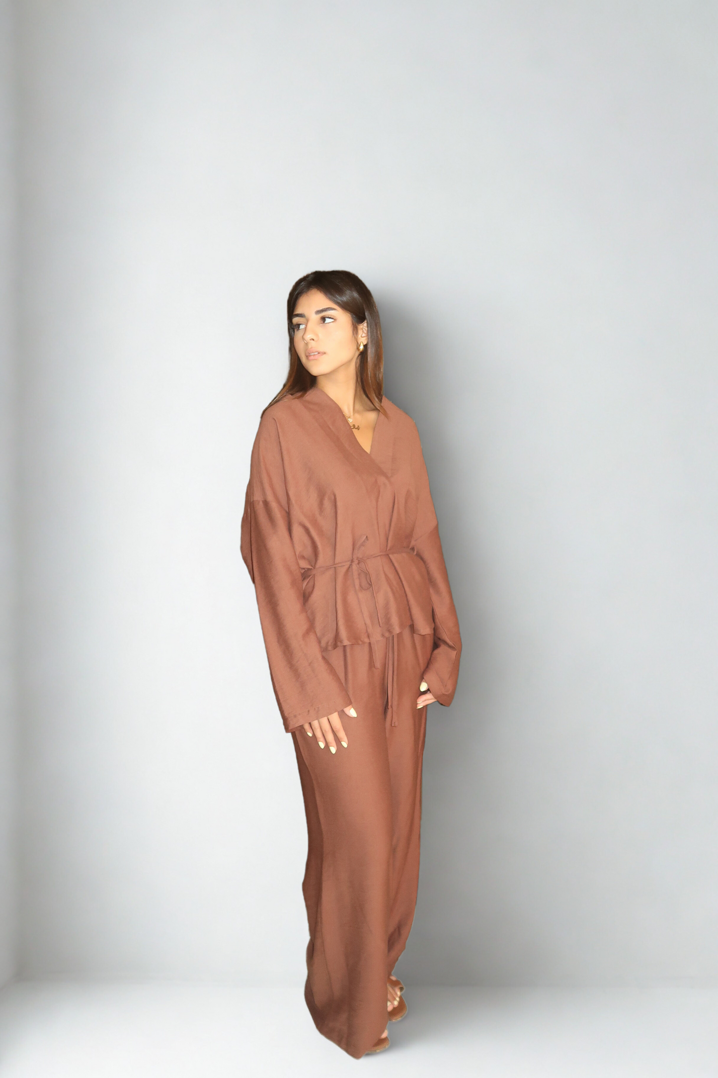 ELLE MAPLE TEXTURED BELTED BLOUSE