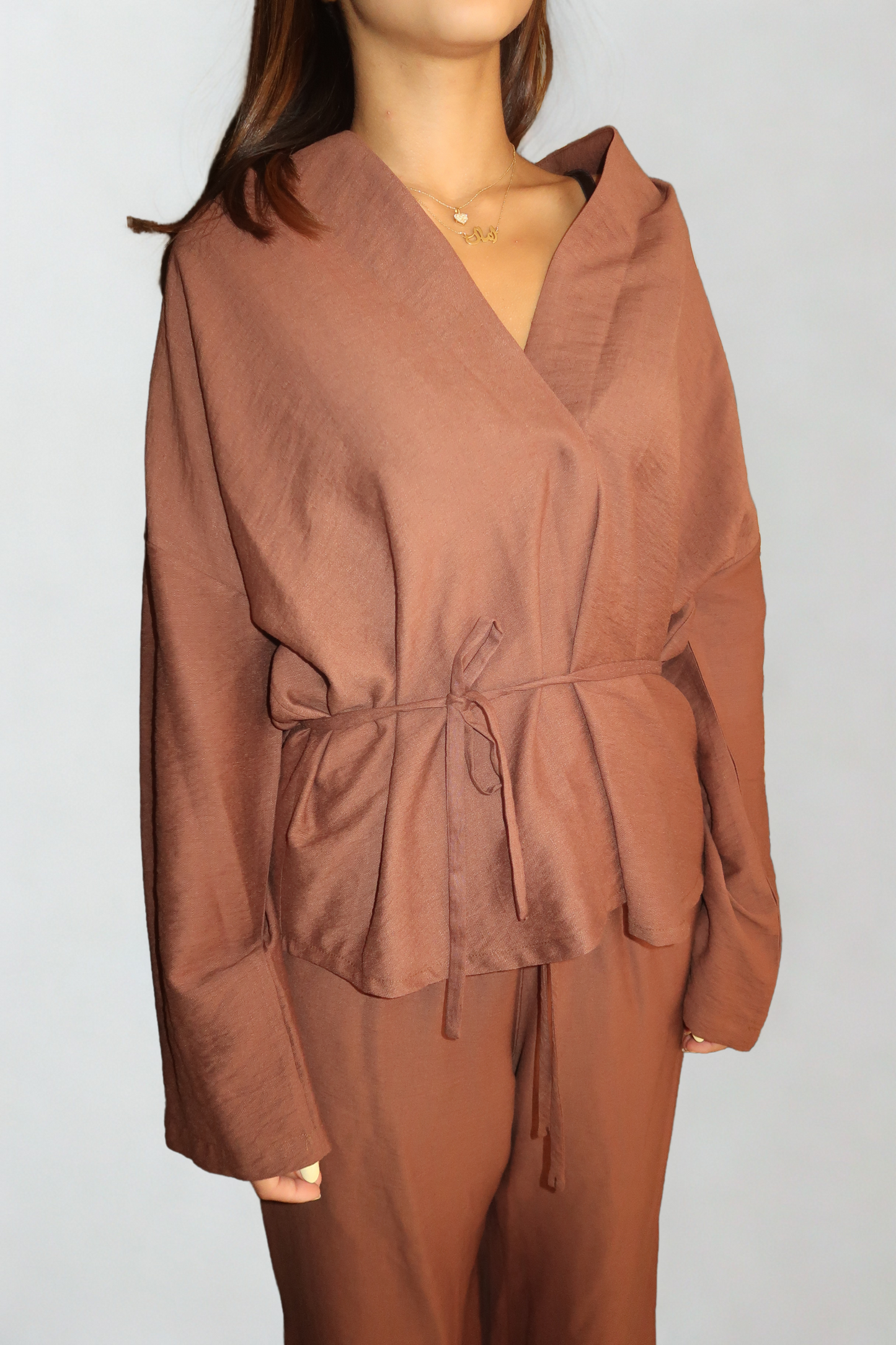 ELLE MAPLE TEXTURED BELTED BLOUSE