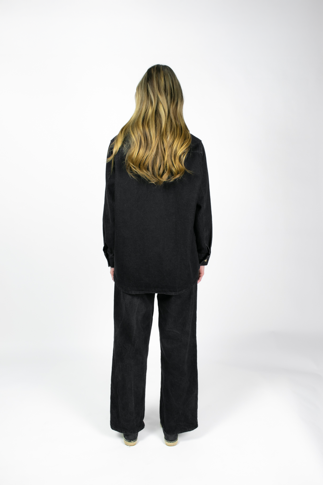 LILY NOIR RELAXED JEAN