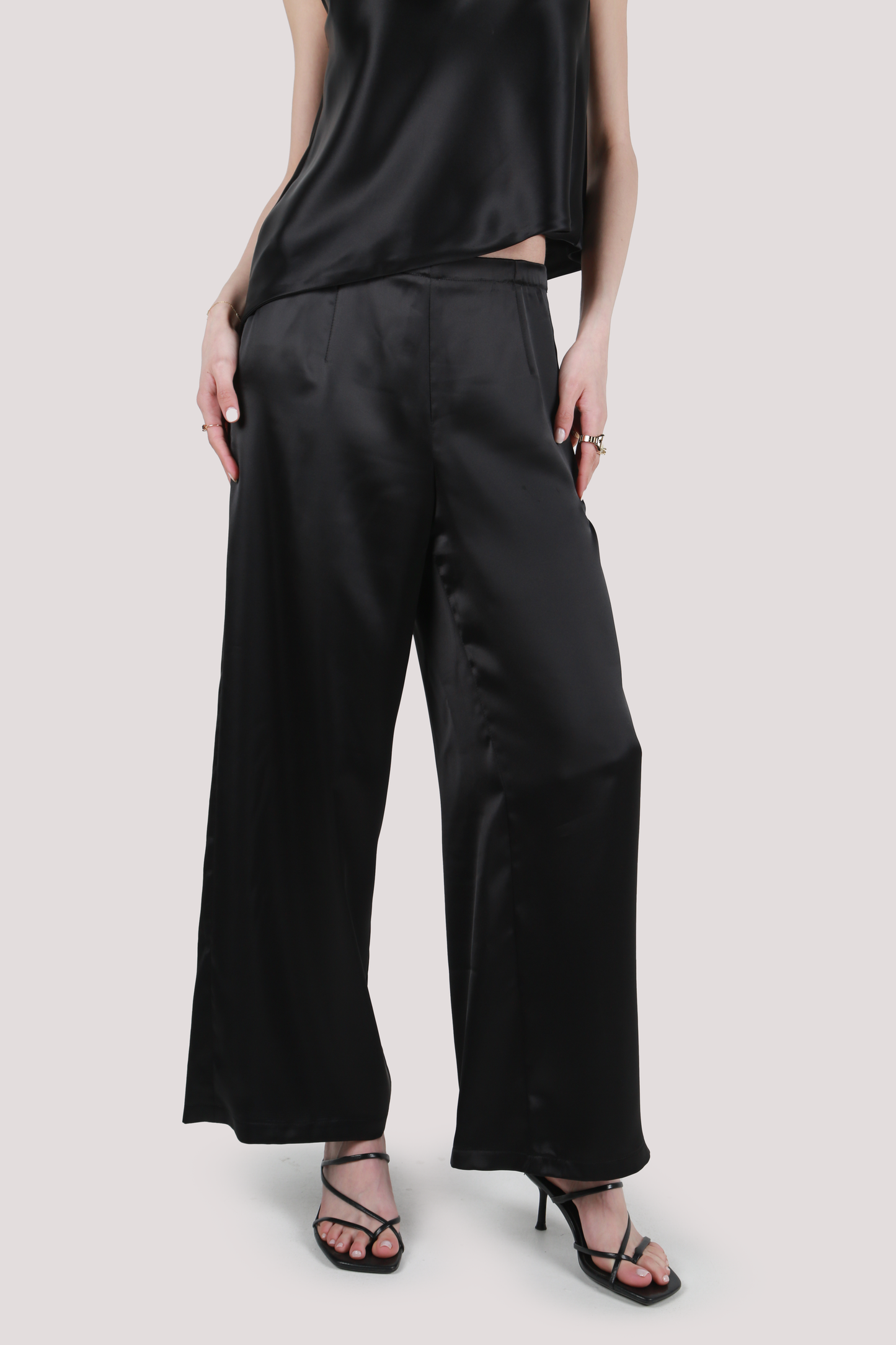 LILA BLACK SATIN PANT