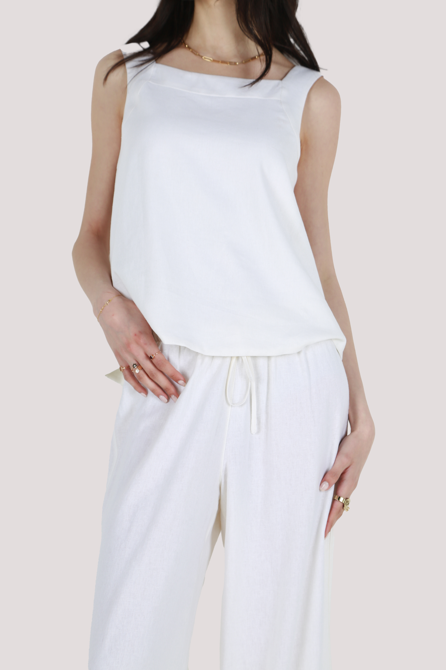 NAYA LINEN SLEEVELESS TOP